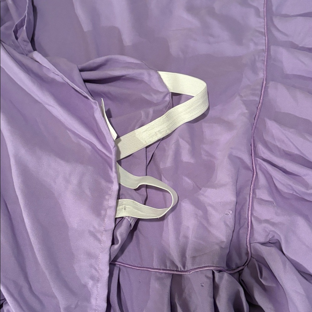 Lavender Full Sized Bed Skirt - Picture 2 of 3